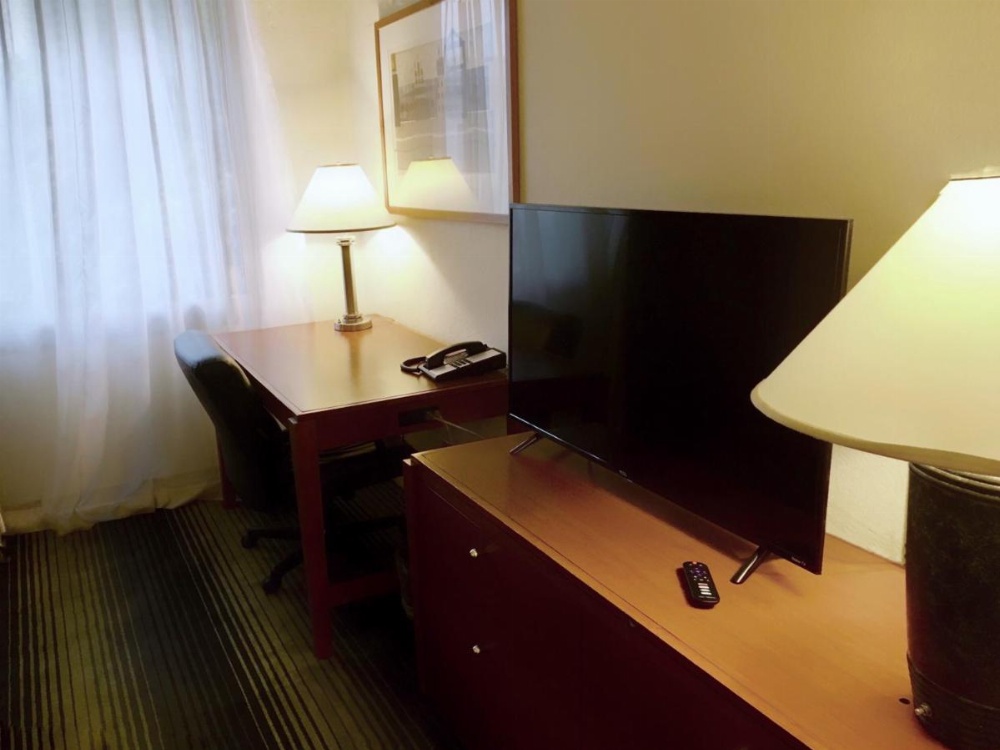 Room image 3